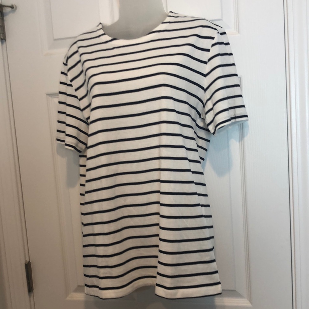 NWOT Pull&Bear striped T-shirt 100% Cotton Size M